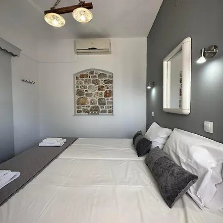 Elenis Studios&Apartments Masouri Exterior photo