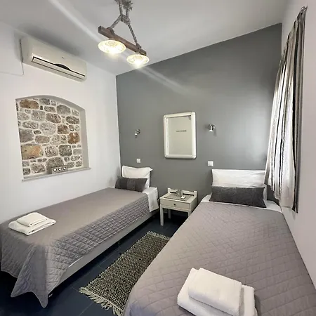 Elenis Studios&Apartments Masouri Exterior photo