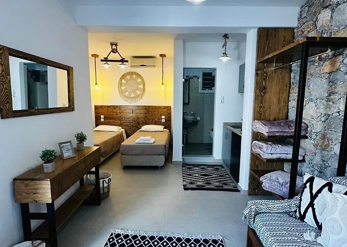 Elenis Studios&Apartments
