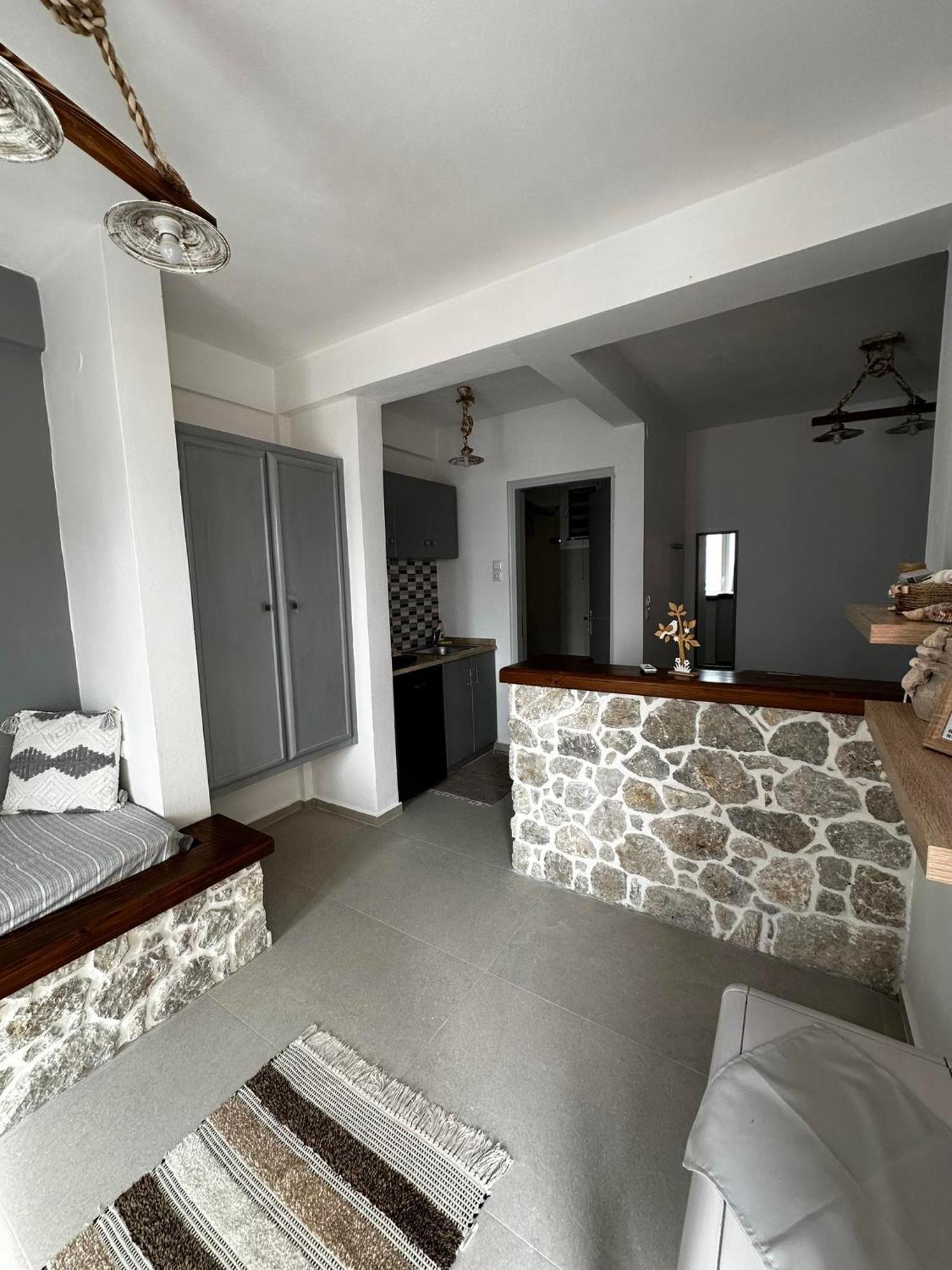 Apartment Elenis Studios&apartments