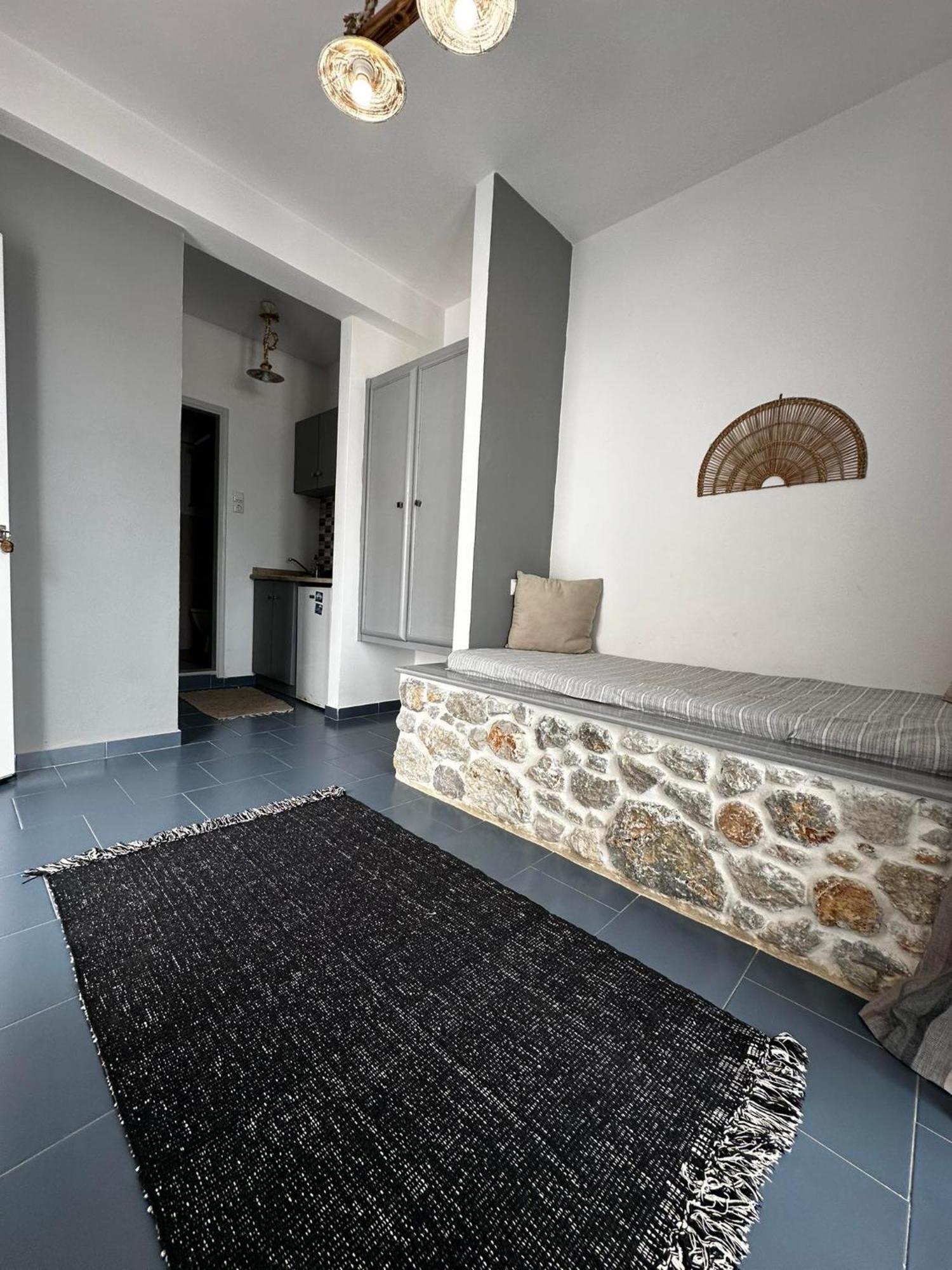 Apartment Elenis Studios&apartments *