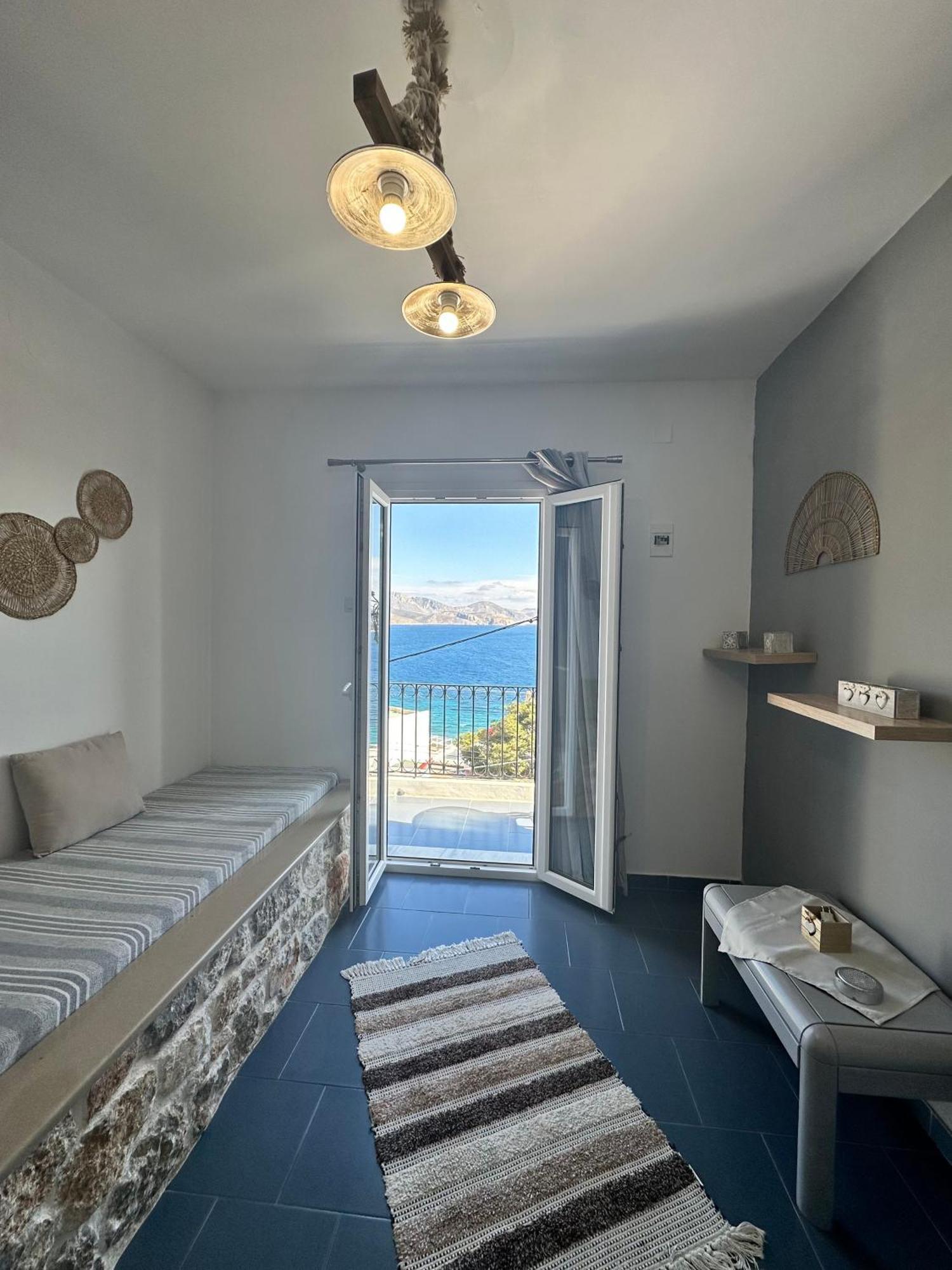 Elenis Studios&apartments *